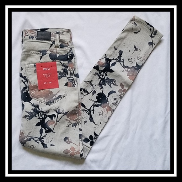 BDG Denim - NWT BDG Gray Floral High Rise Twig Ankle Jeans